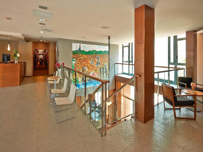 Hotel Exe Barcelona Gate Sant Joan Despi Exterior photo
