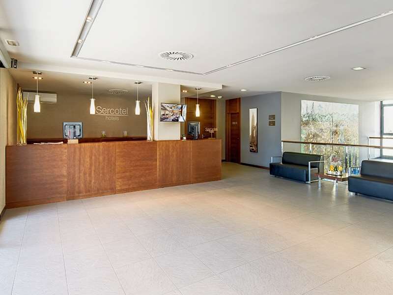 Hotel Exe Barcelona Gate Sant Joan Despi Exterior photo